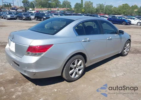 2009 Honda Accord 2.4 Lx z USA, uszkodzony, nr VIN 1HGCP263X9A028564